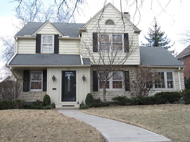 1st image of 1022 W Gregory Blvd