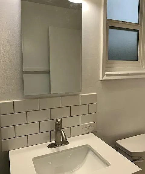 653 W Nickerson St #302 — Photo 13