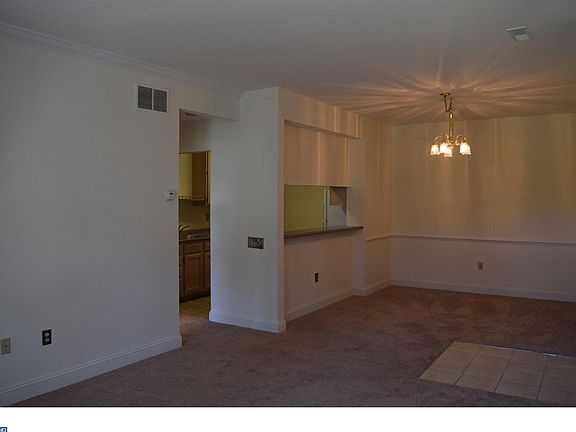 4th image of 2703 Waters Edge Dr