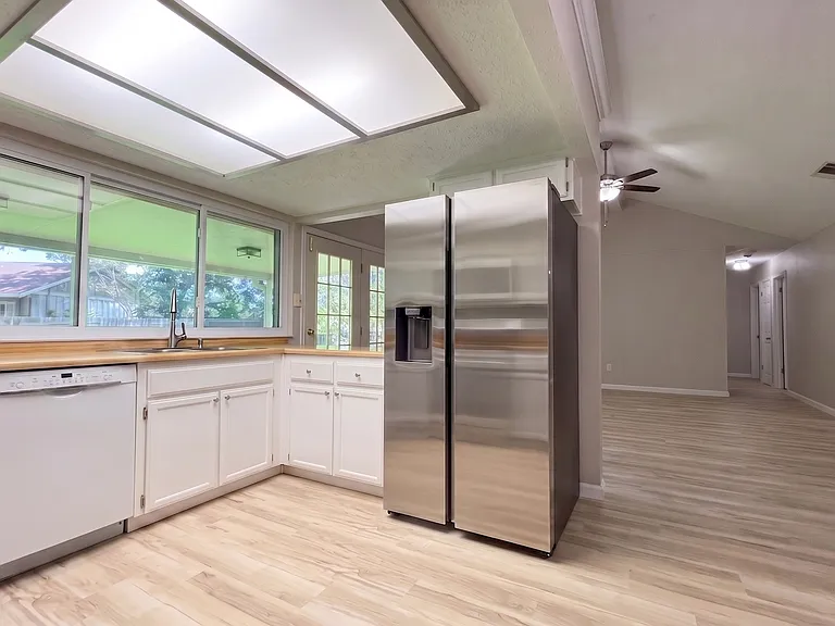 3500 Monument Dr — Photo 15