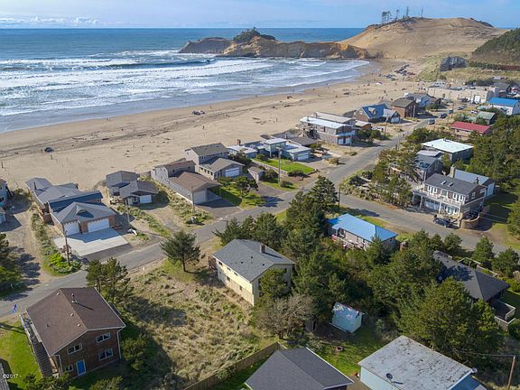 5th image of 33525 Shore Dr