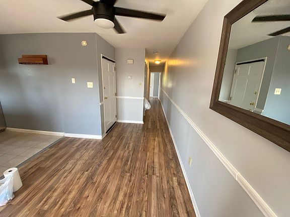 2nd image of 4421 Strahle St #2
