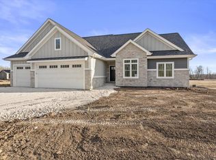 N66W20955 Sweet Clover DRIVE, Menomonee Falls, WI 53051