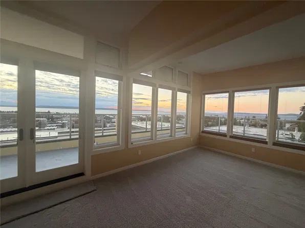 555 Alder Street #B10, Edmonds, WA 98020
