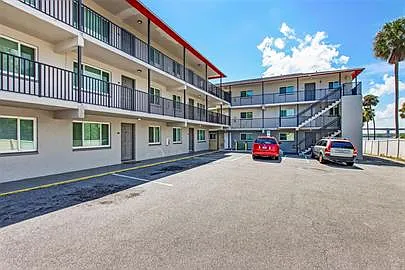 Photo 2 of 19 - 900 S Peninsula Dr #208 - Daytona Beach, FL Building Photo - 900 S Peninsula Dr #208