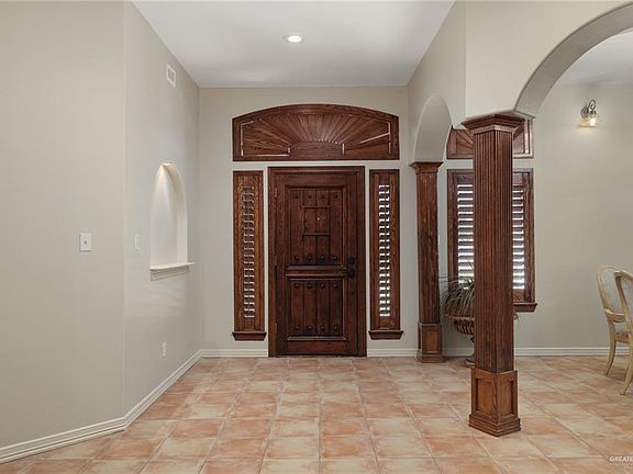 3rd image of 21600 Los Venados Dr