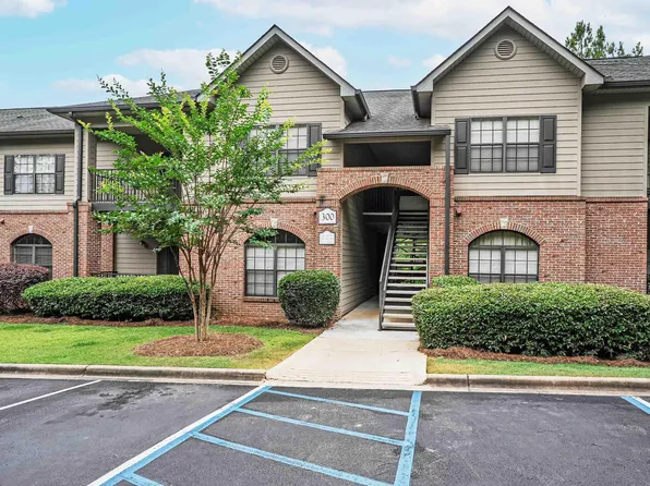 303 Sterling Oaks Dr #303, Birmingham, AL 35244