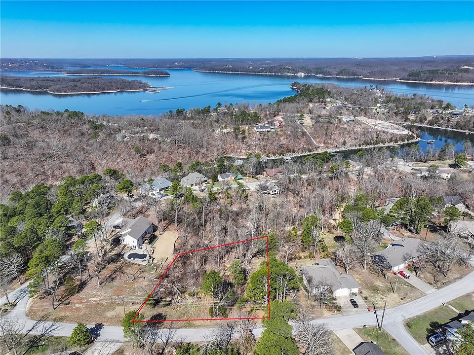 1st image of 72 Village Rd