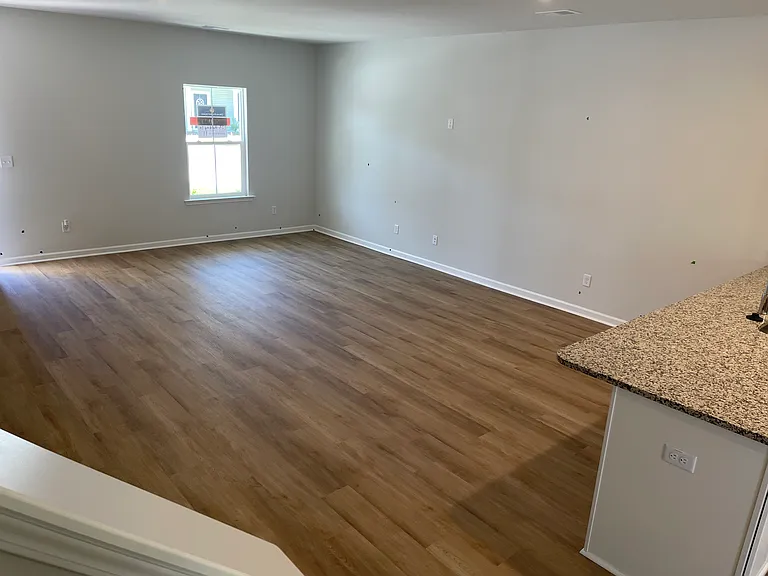 223 Harding Ln — Photo 10