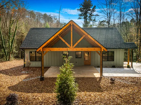 40 Cherry St, East Ellijay, GA 30539