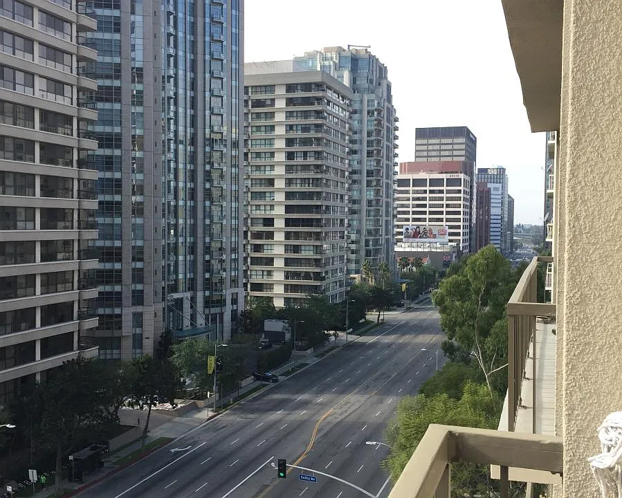 10747 Wilshire Blvd #1002
