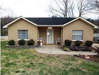 1st image of 2322 Lyndon Ave
