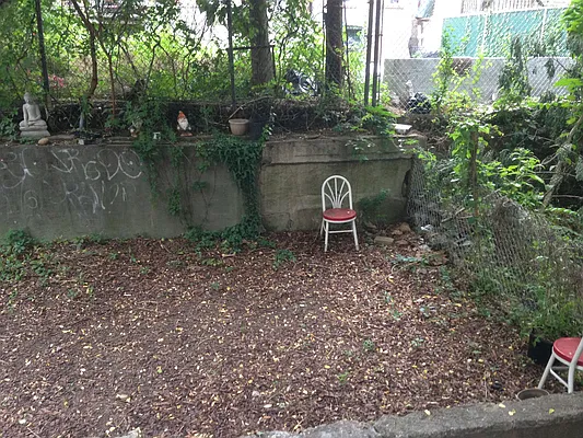 Rented by Nooklyn NYC LLC | media 24