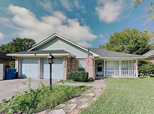 2016 Spruce Dr, Rosenberg, TX 77471