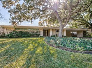 912 Eventide Dr, Terrell Hills, TX 78209