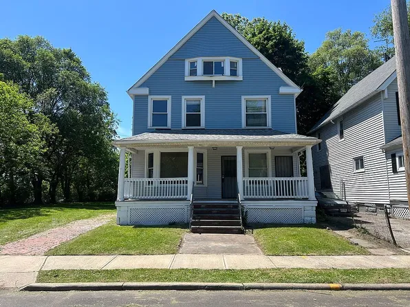 2278 E 70th St, Cleveland, OH 44103