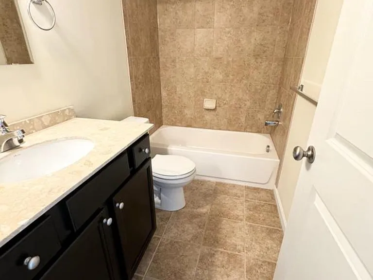 4629 Dillon Pl — Photo 9