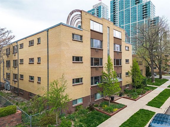 3rd image of 10 N Ogden St APT 2