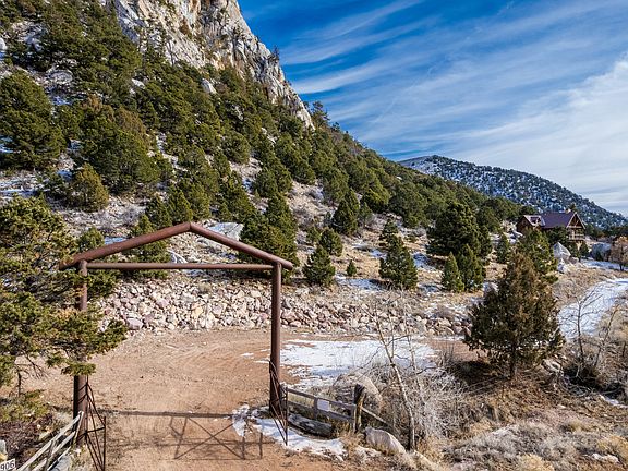 2nd image of 18906 N Canyon Road Riv