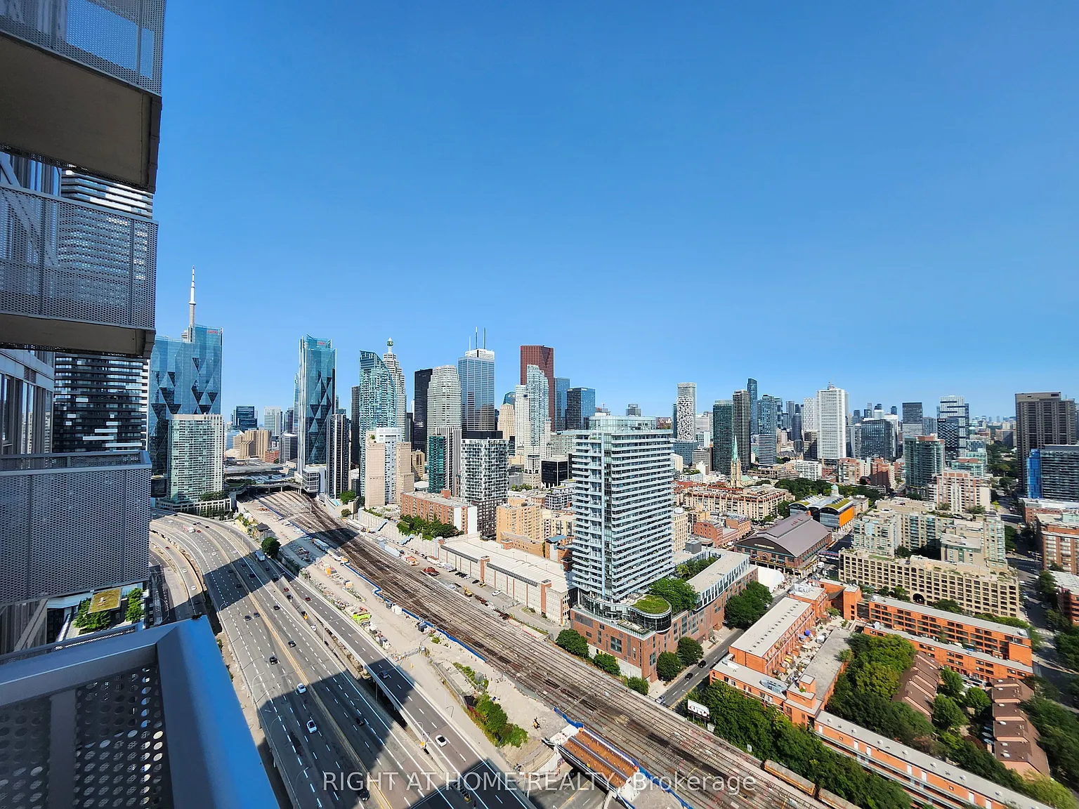 2 bed, $3,150 — Photo 4
