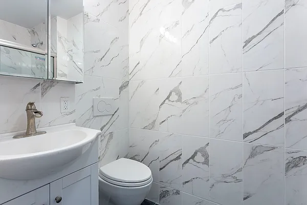 Rented by Compass | media 31