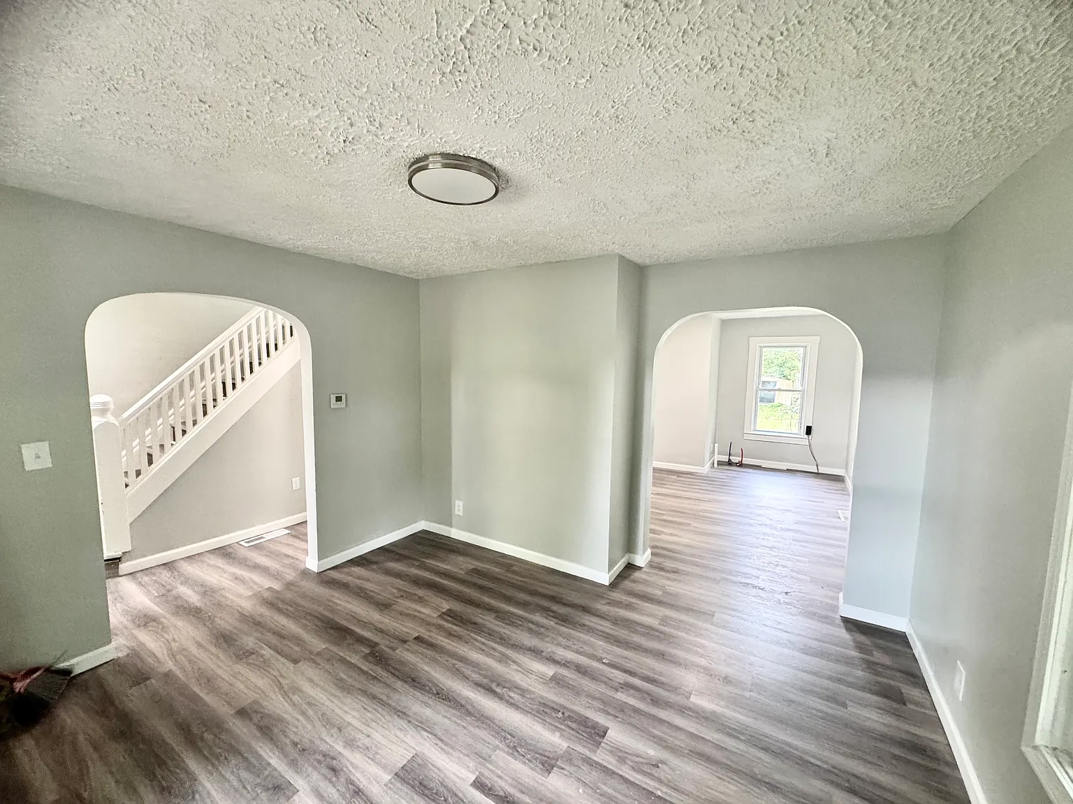 3 bed, 1185 sqft, $1,500 — Photo 4