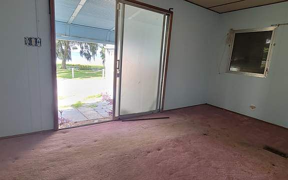 4th image of 1208 Lee St #122