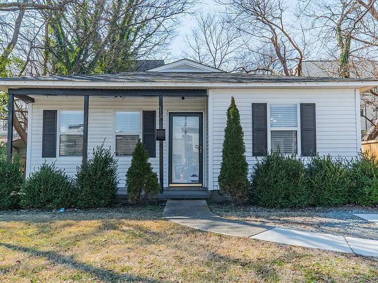 518 Parkwood Ave — Photo 8