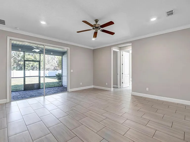275 Renwick Pkwy — Photo 49