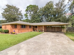 125 Charles Dr, Lafayette, LA 70508