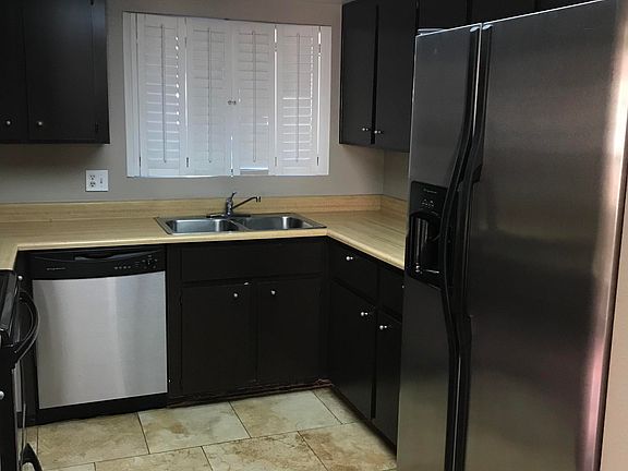 5th image of 11666 N 28th Dr Unit 191