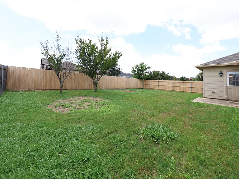 1123 Abbey Rdg — Photo 21