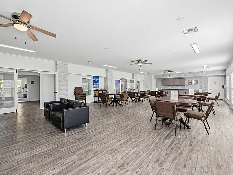 Big Bass Apartments — Photo 23