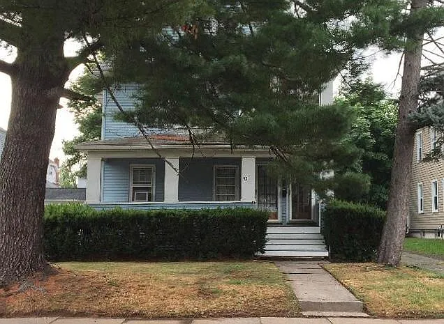 94 Quaker Ln S #2 — Photo 23
