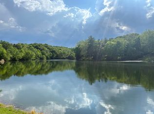 N Ivy Lake Rd, Chillicothe, IL 61523