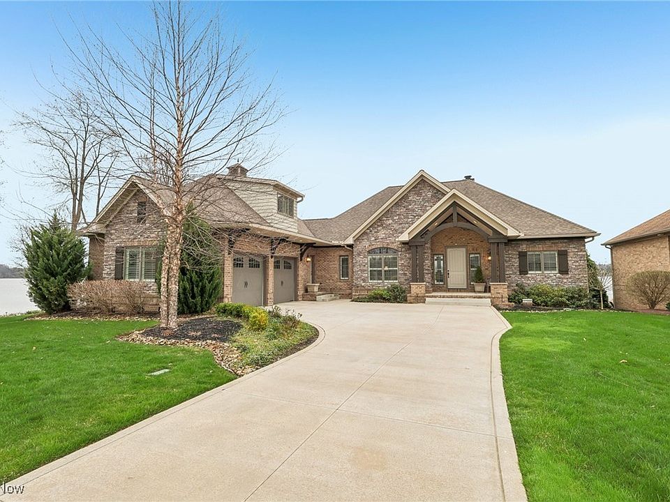 1st image of 119 Heron Bay Dr