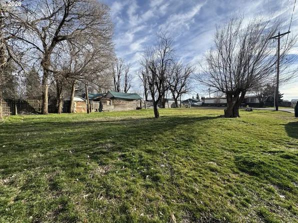 425 W Darland St, Goldendale, WA 98620