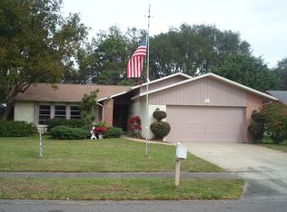 1508 Poinsettia Ave, Tarpon Springs, FL 34689