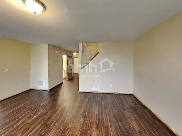 2505 Paradise Cir — Photo 6