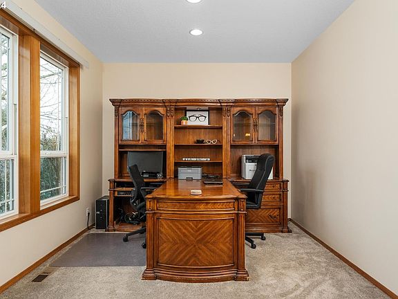 3rd image of 11631 SE 63rd Ave
