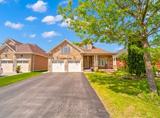 1626 Chilliwack St, Oshawa, ON L1K0C4