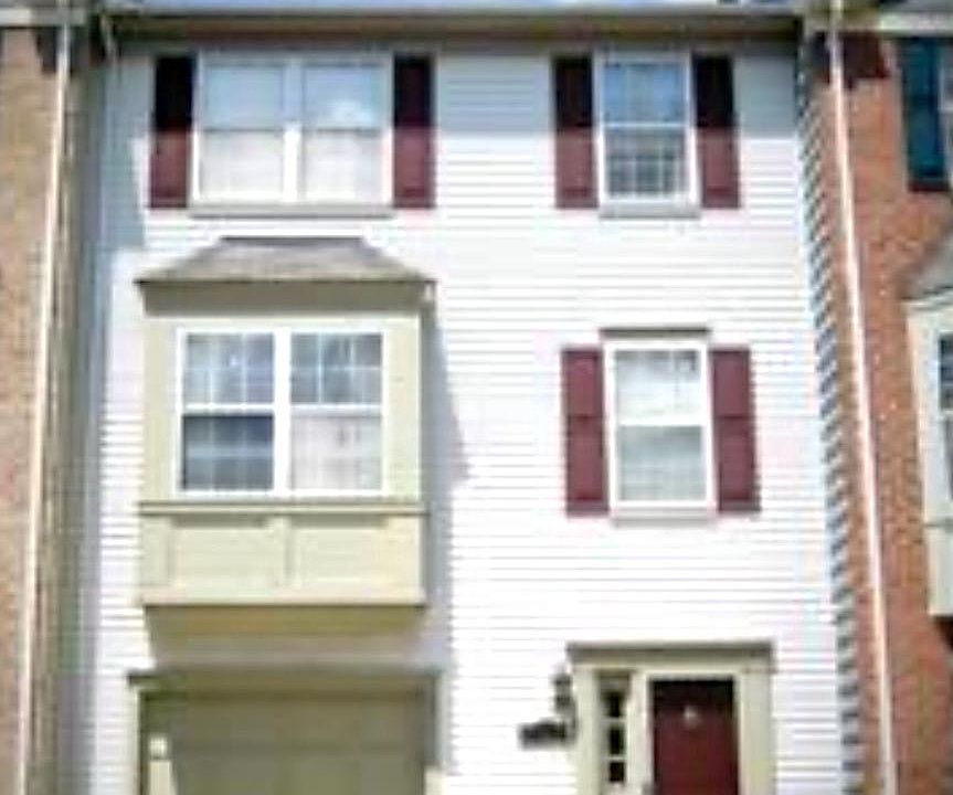 1st image of 6038 Lands End Ln