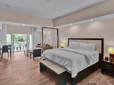 5300 NW 87th Ave #904, Miami, FL, 33178