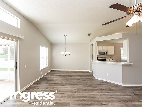 3rd image of 10455 Hunters Haven Blvd