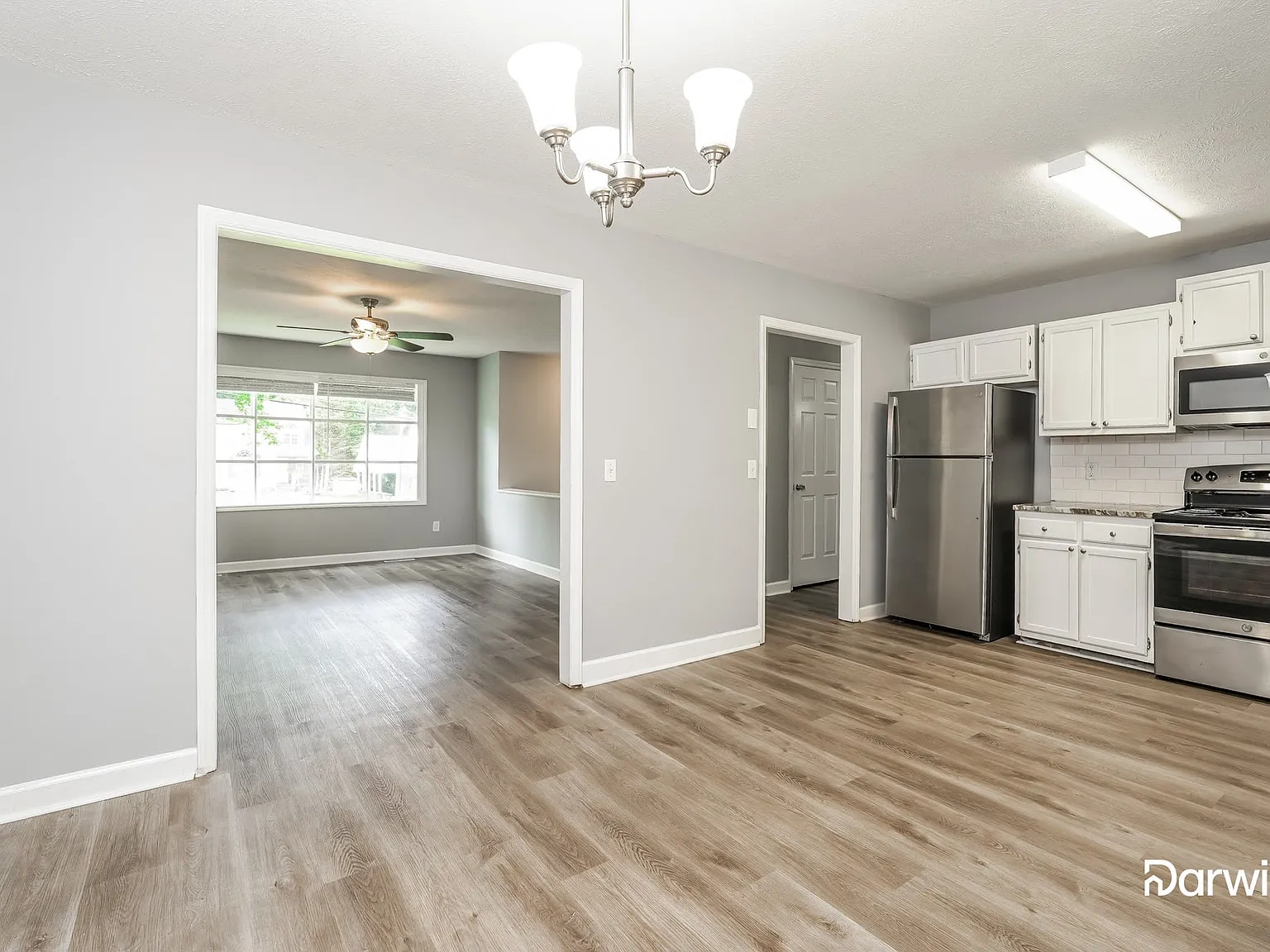 3 bed, 2.0 bath, 1816 sqft, $1,895 — Photo 4