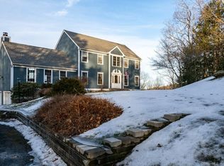 36 Valley Field Rd, Newtown, CT 06470