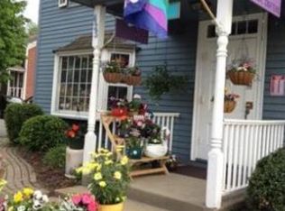 425 Main St, Sturbridge, MA 01566