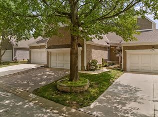 6713 W 126th Pl, Overland Park, KS 66209