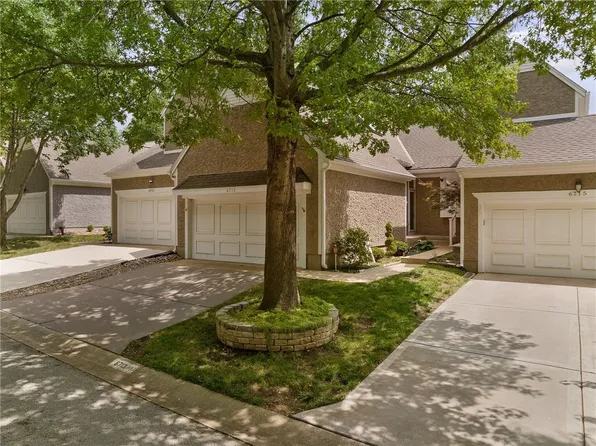 6713 W 126th Pl, Overland Park, KS 66209