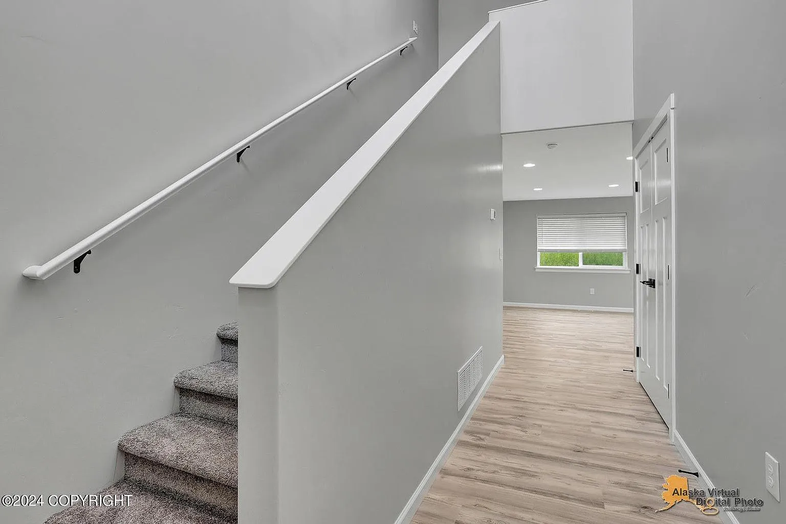 3 bed, 2.5 bath, 1800 sqft, $2,200 — Photo 3